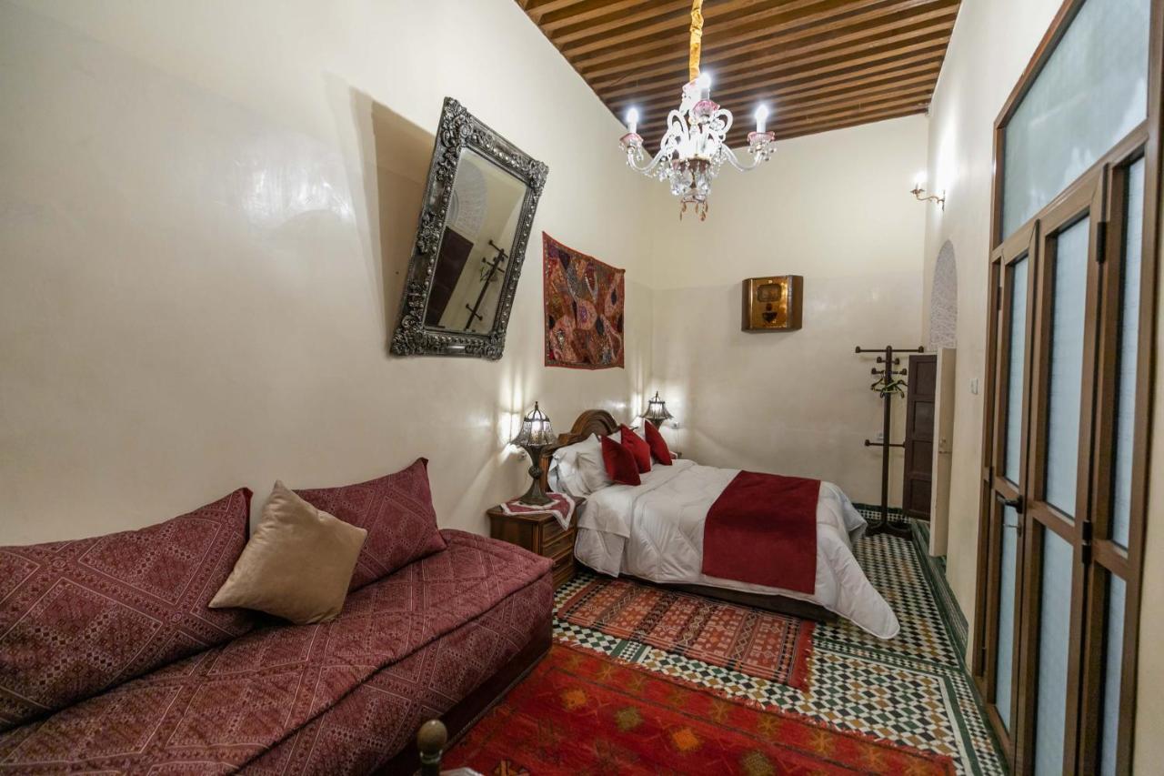 Riad Avec Terrasse Privee Et Piscine Partagee A 300M Fes Ngoại thất bức ảnh