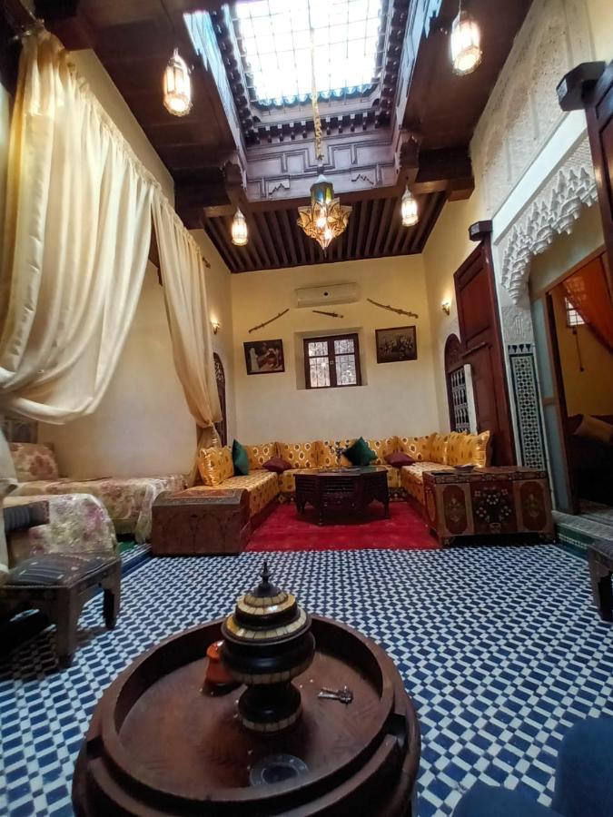 Riad Avec Terrasse Privee Et Piscine Partagee A 300M Fes Ngoại thất bức ảnh
