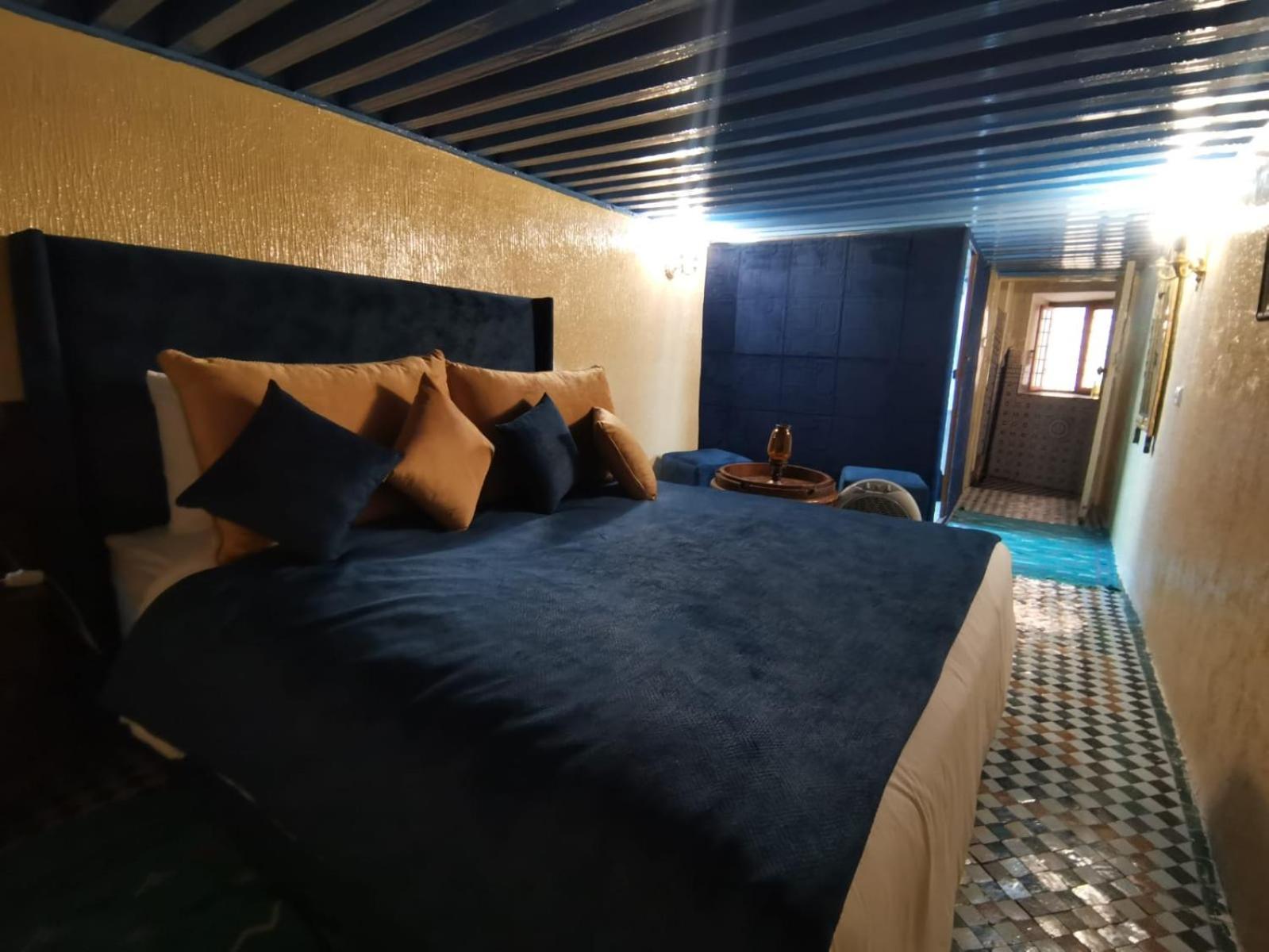 Riad Avec Terrasse Privee Et Piscine Partagee A 300M Fes Ngoại thất bức ảnh